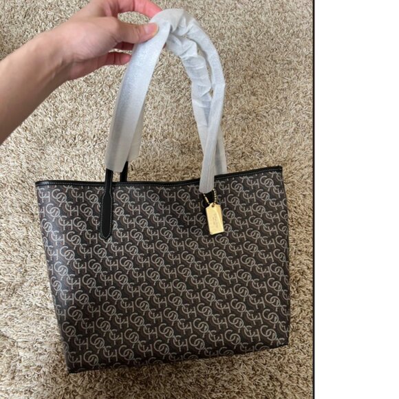 Coach City Tote Bag With Coach Monogram Print - Picture 4 of 6